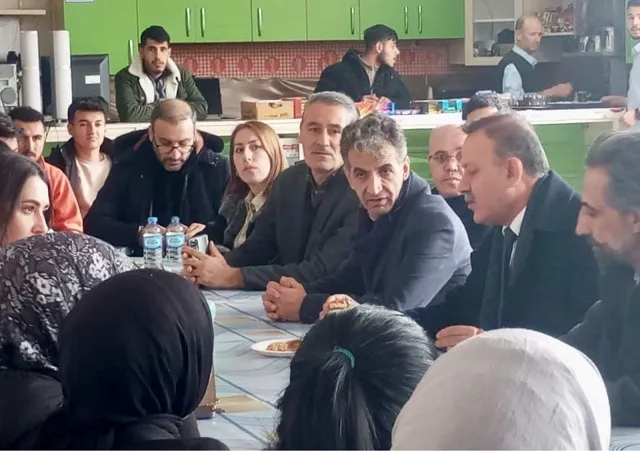 BEÜ Rektörü Elmastaş’ın Öğrenci Buluşmaları Devam Ediyor
