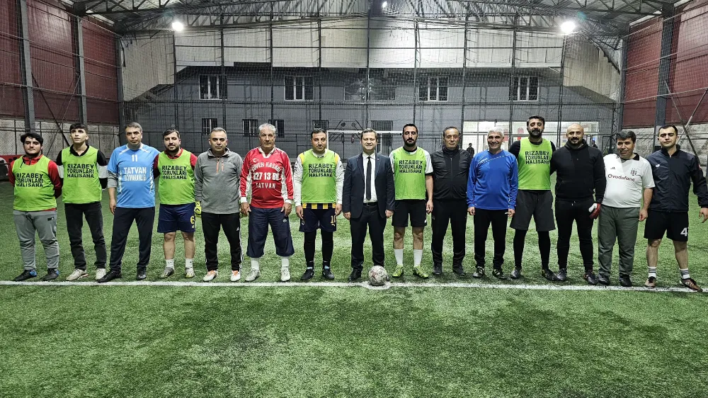 BİGACEM, sporu teşvik eden “Kalemden Kaleye” projesiyle gazetecileri yeşil sahaya taşıdı.