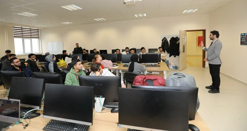 Kariyer ve Kodlama Buluşmaları  BEÜ’de Öğrencileri Bir Araya Getirdi