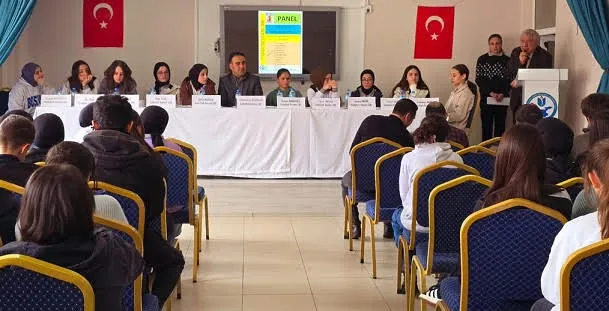 Tatvan’da Türk Destanları  Konulu Panel Düzenlendi