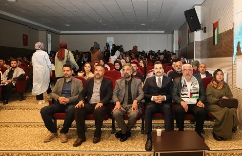 BEÜ Öğrencilerinden Filistin  Halkıyla Dayanışma Etkinliği