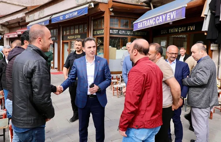 Vali Karakaya Esnaf ve  Vatandaşlarla Buluştu