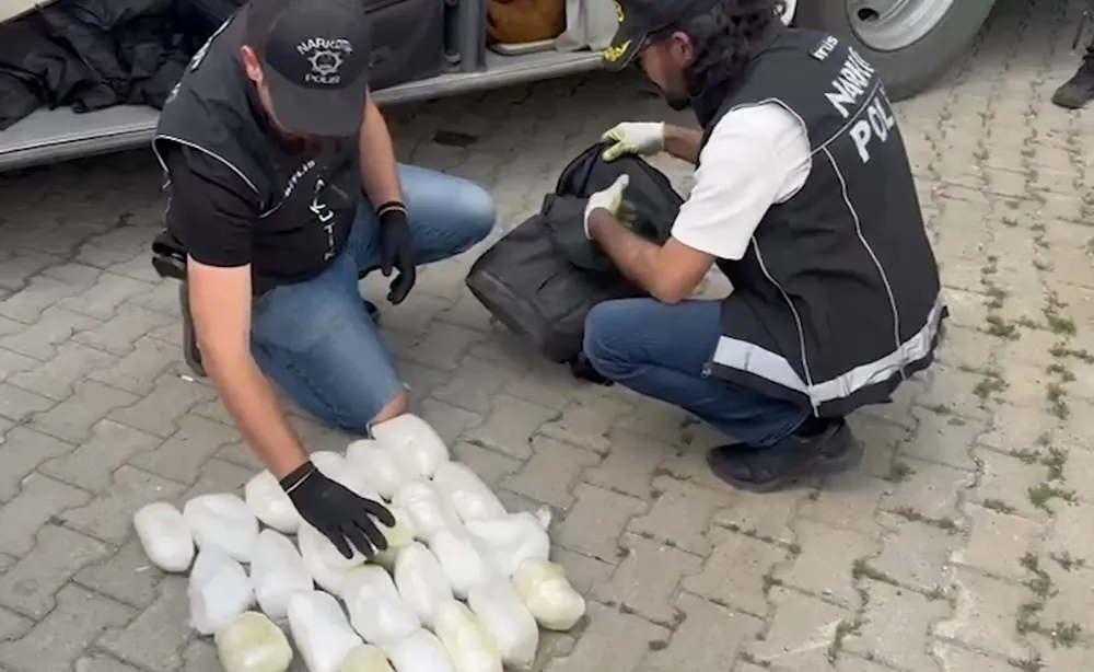 Tatvan’da Otobüste 13 Kilo  Metamfetamin Ele Geçirildi