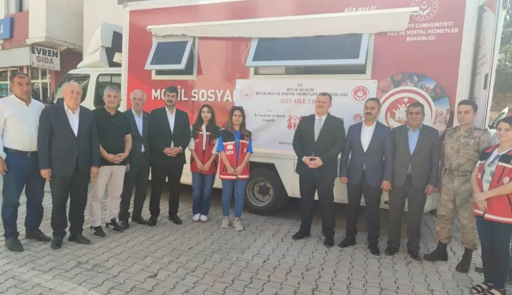 Mobil Sosyal Hizmet Aracı  Mutki’de Vatandaşlarla Buluştu