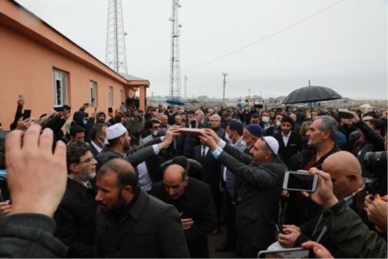 Adilcevaz’da Aralarında Husumet Bulunan Aileler Arasında Barış Sağlandı